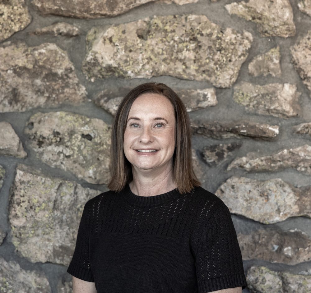 stonetown-amber yosten